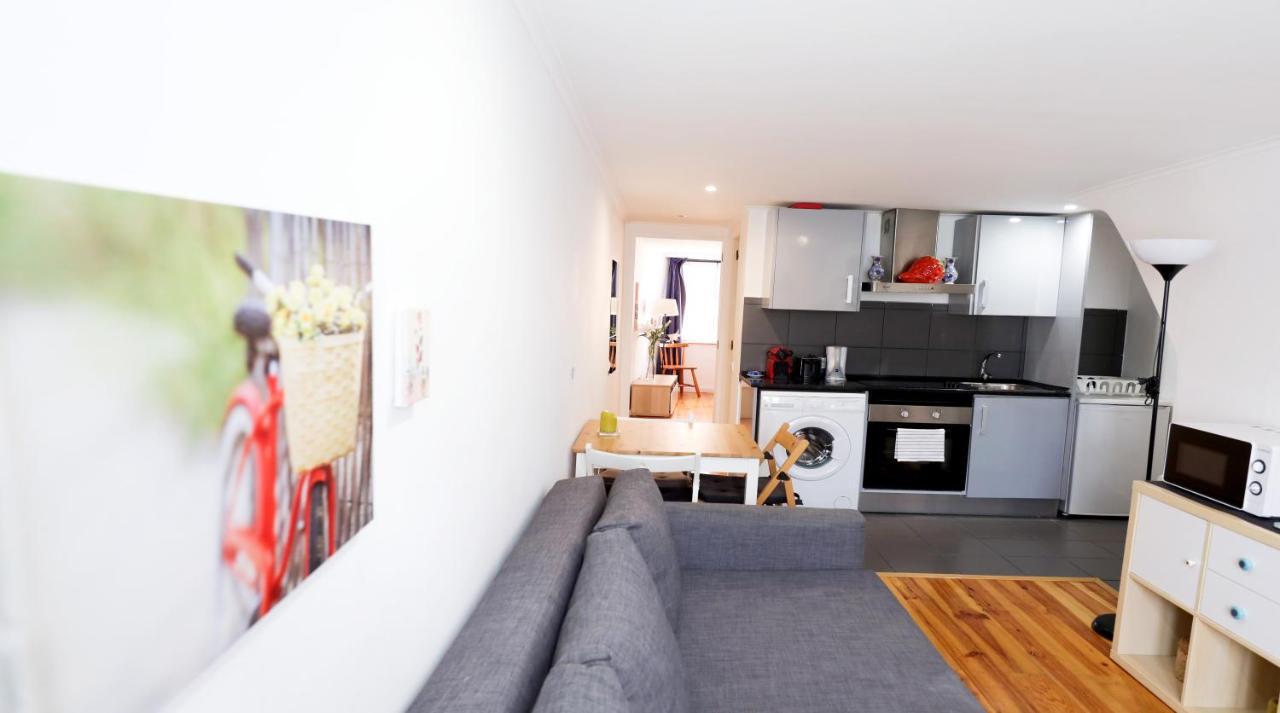 Apartments Center Castelo Lisboa Dış mekan fotoğraf