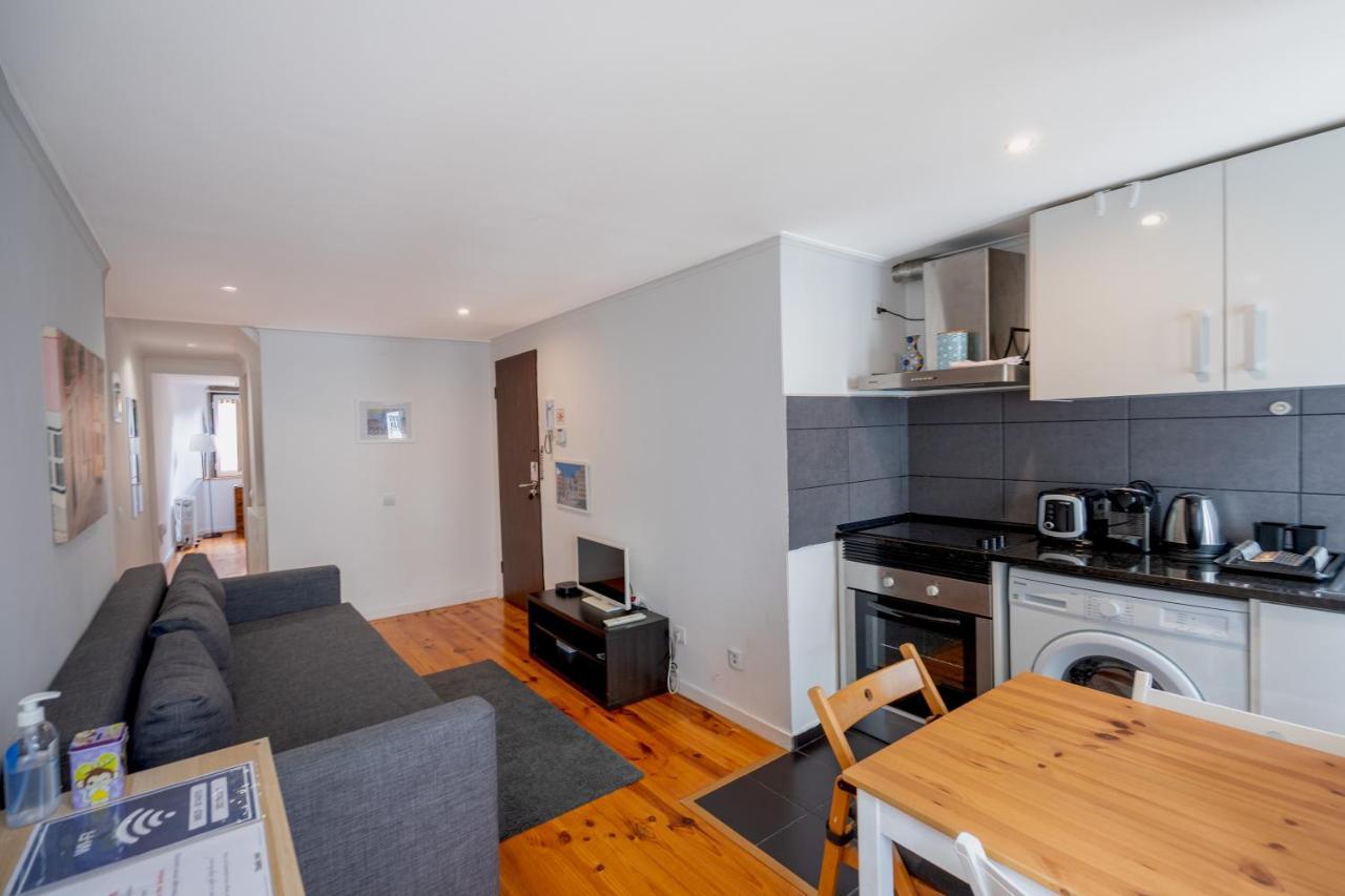Apartments Center Castelo Lisboa Dış mekan fotoğraf