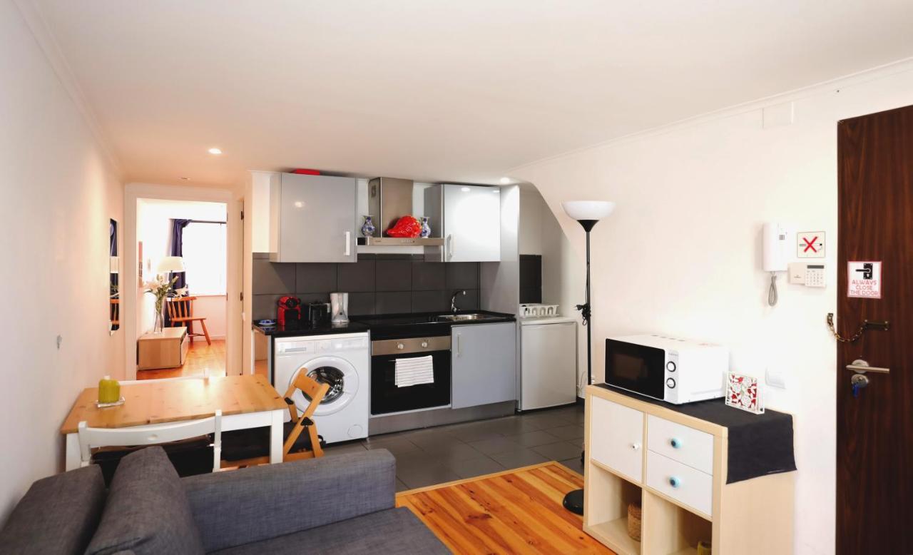 Apartments Center Castelo Lisboa Dış mekan fotoğraf
