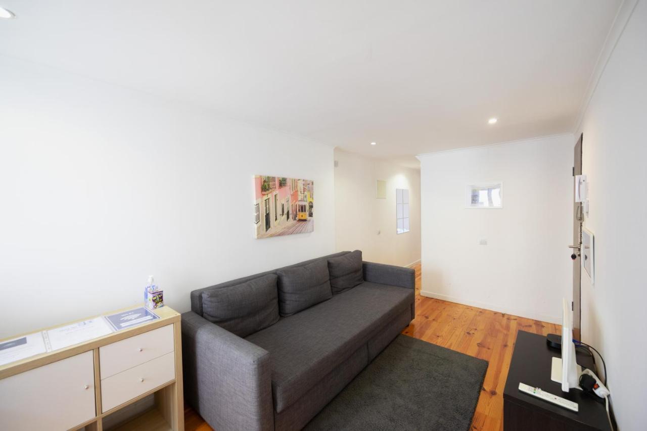 Apartments Center Castelo Lisboa Dış mekan fotoğraf