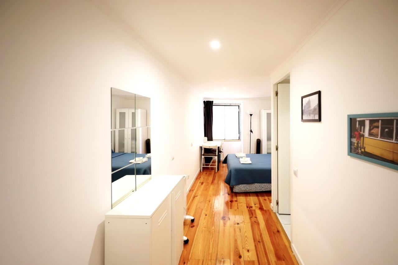 Apartments Center Castelo Lisboa Dış mekan fotoğraf