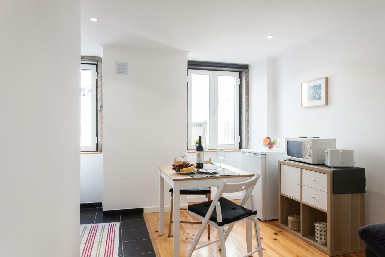 Apartments Center Castelo Lisboa Dış mekan fotoğraf
